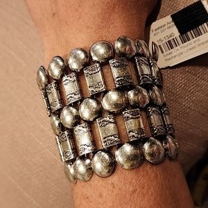 New Fashion Accents Antique Silver-Tone Bracelet